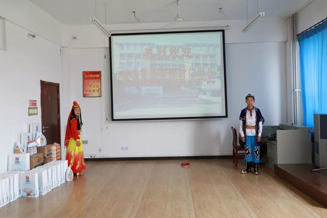 乾港關(guān)愛兒童 乾港關(guān)愛兒童